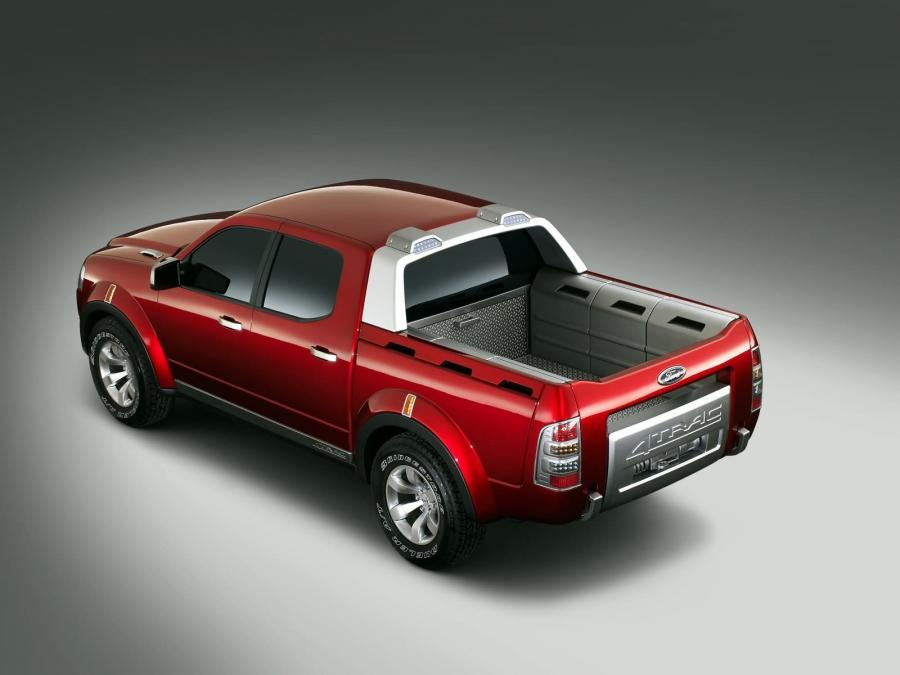  Ford 4-Trac Pick-Up Concept 2005 года  (фото 5 из 23)